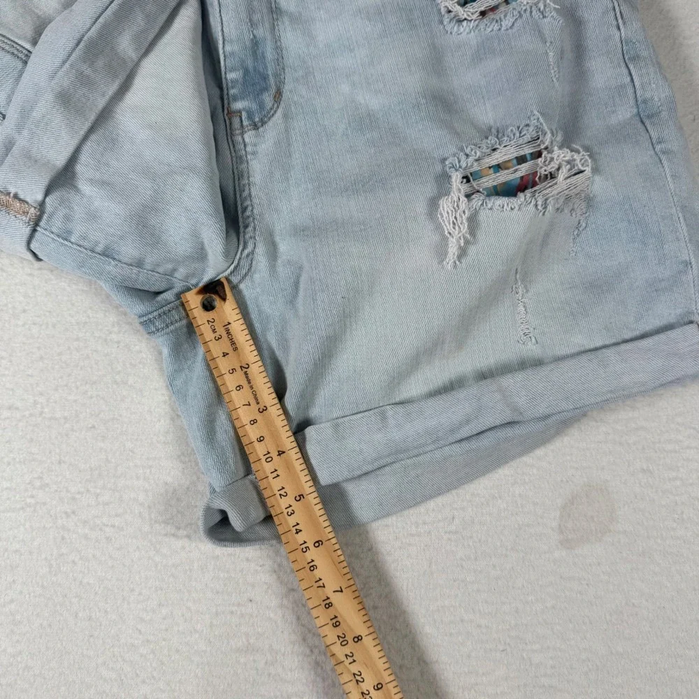 Judy‎ Blue Distressed Aztec Jean Shorts Womens 1XL Light Wash Denim Western Boho